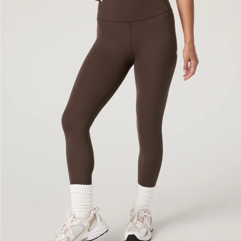 Vuori AllTheFeels™ Legging in Size Medium